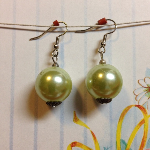 Pearl In A Olive Tone Drop Earrings - Picture 3 of 8
